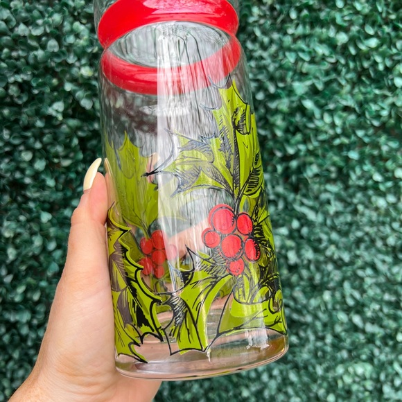 Vintage Christmas glass decanter, juice jug/ water jug - Picture 7 of 9